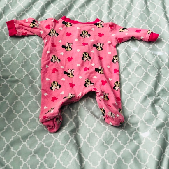 Onsie - Picture 6 of 8